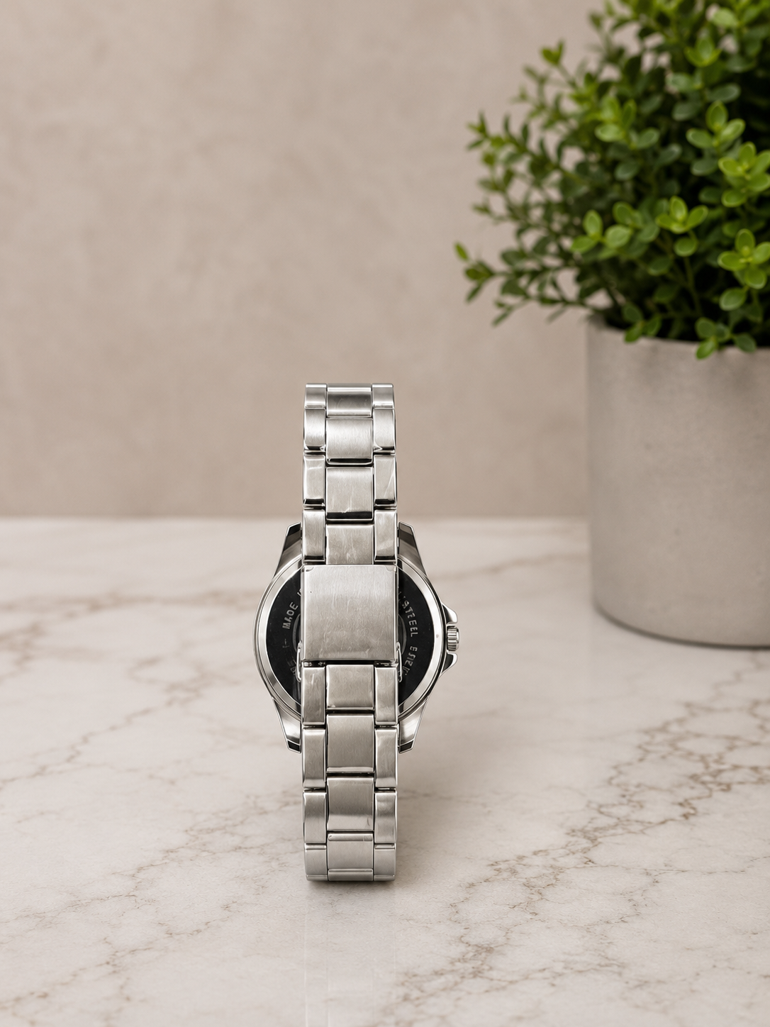 AQUATIME Silver Classic Watch for Men – Premium Stainless Steel Wristwatch